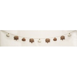 harvest-themed garland