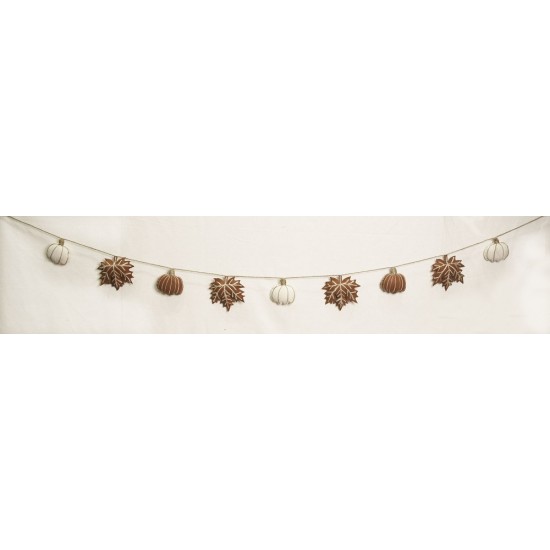 harvest-themed garland