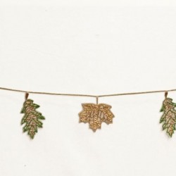 harvest-themed garland