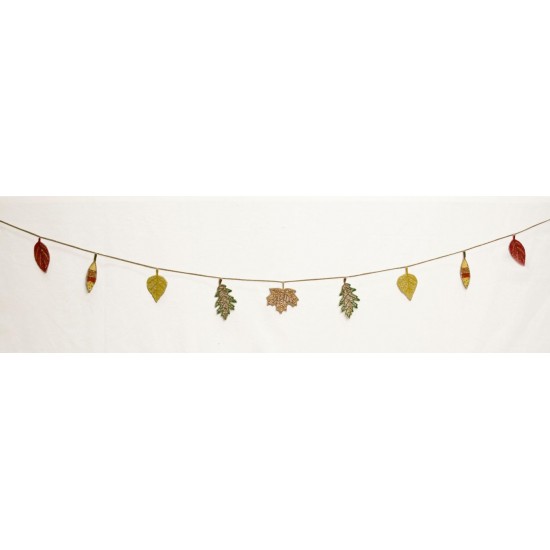 harvest-themed garland