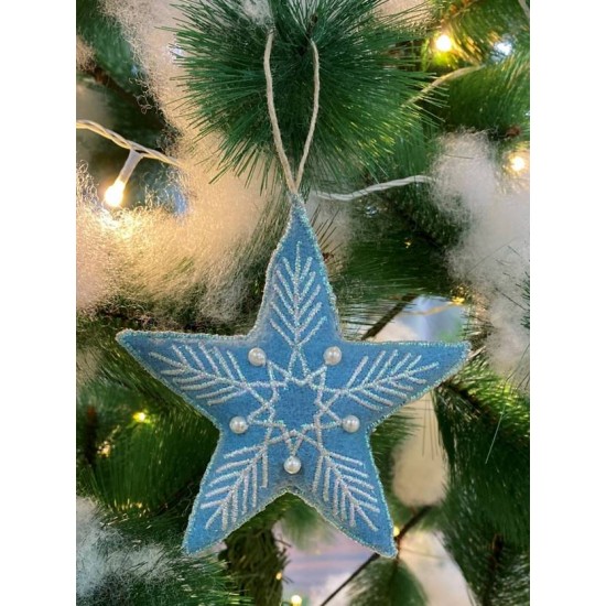 Christmas-Themed Star-Shaped 